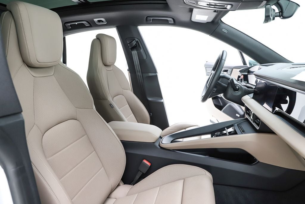2025 Porsche Macan Electric 4S
