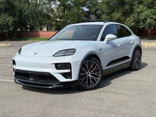 2025 Porsche Macan Electric Turbo