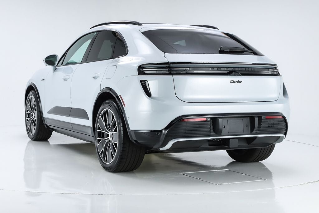 2025 Porsche Macan Electric Turbo