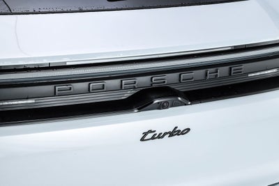 2025 Porsche Macan Electric Turbo