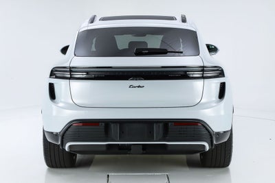 2025 Porsche Macan Electric Turbo