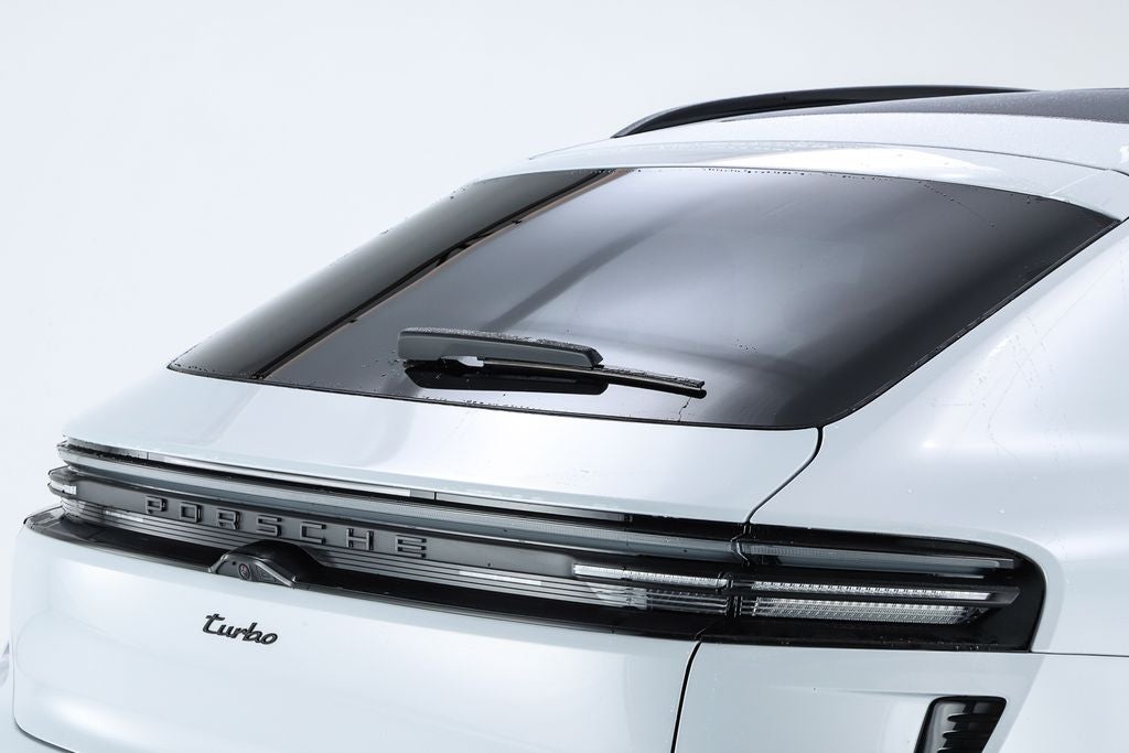 2025 Porsche Macan Electric Turbo