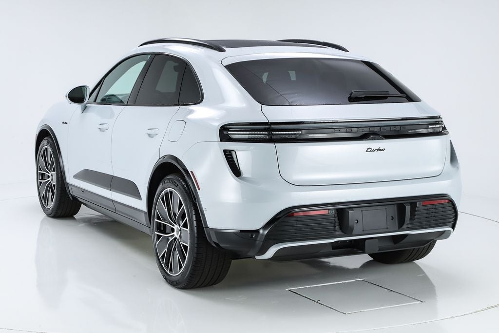 2025 Porsche Macan Electric Turbo