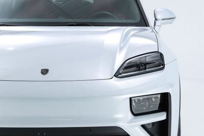 2025 Porsche Macan Electric Turbo