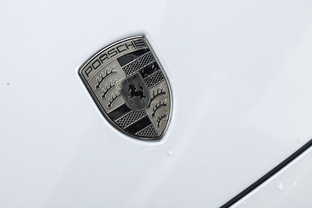 2025 Porsche Macan Electric Turbo