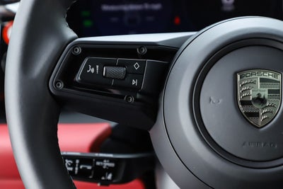 2025 Porsche Macan Electric Turbo