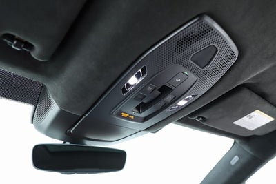 2025 Porsche Macan Electric Turbo