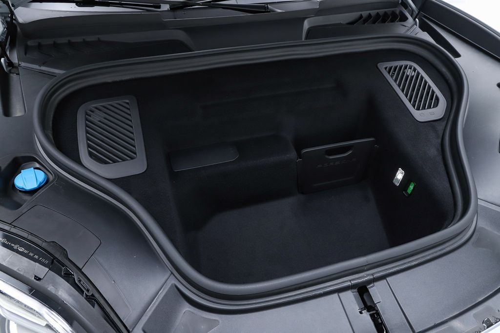 2025 Porsche Macan Electric Turbo