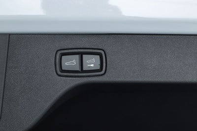2025 Porsche Macan Electric Turbo