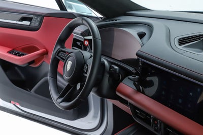 2025 Porsche Macan Electric Turbo