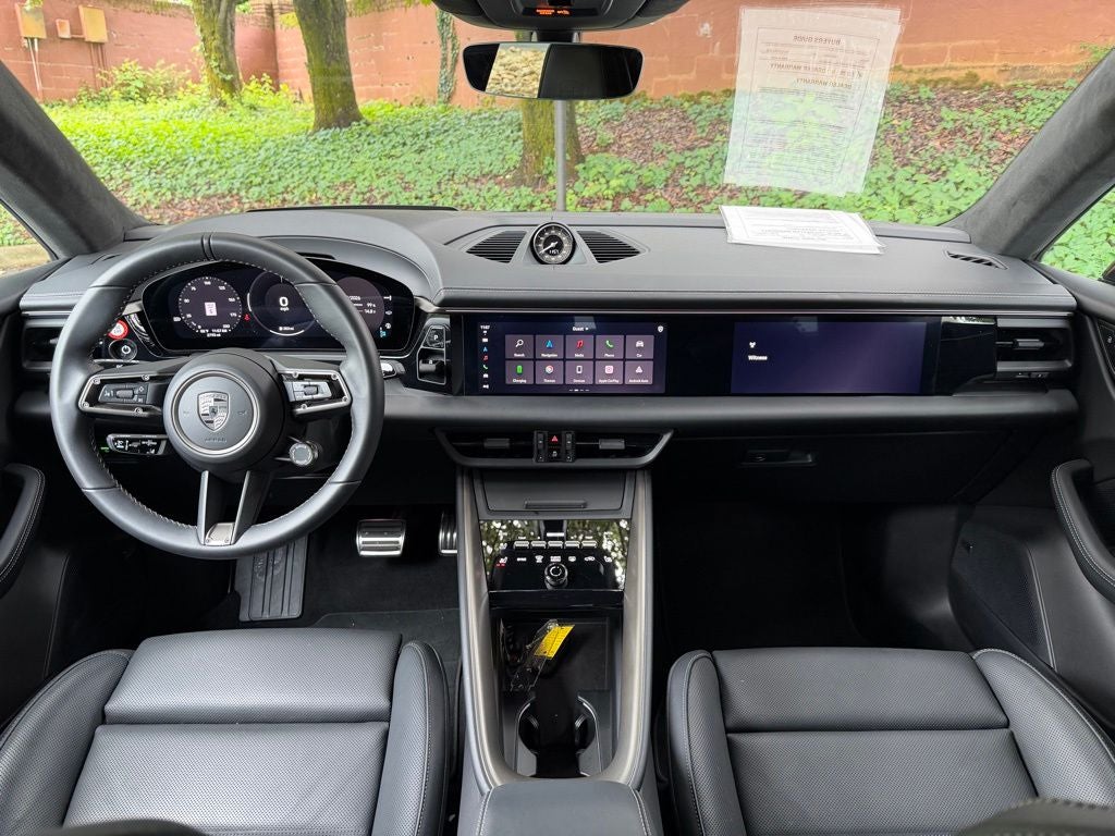 2025 Porsche Macan Electric Turbo