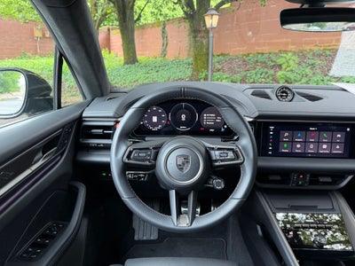 2025 Porsche Macan Electric Turbo