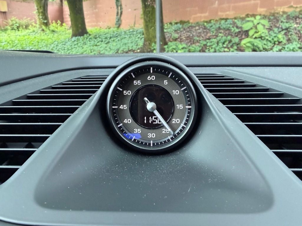 2025 Porsche Macan Electric Turbo