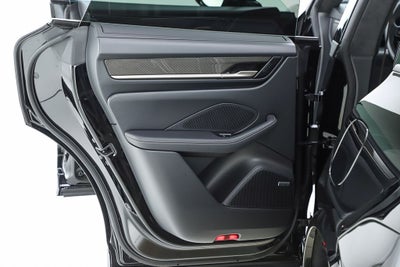 2025 Porsche Macan Electric Turbo