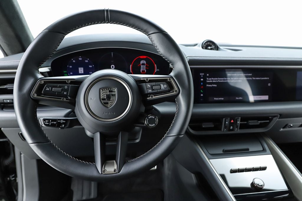 2025 Porsche Macan Electric Turbo