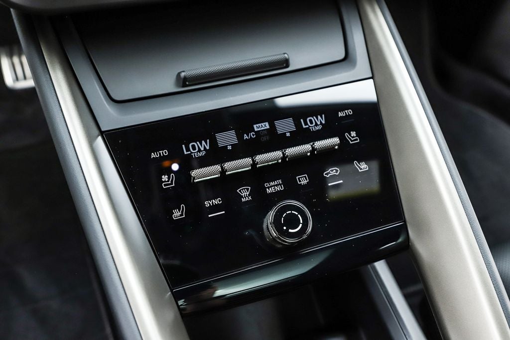 2025 Porsche Macan Electric Turbo