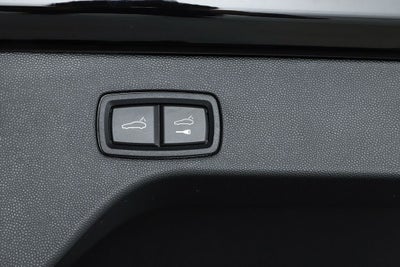 2025 Porsche Macan Electric Turbo