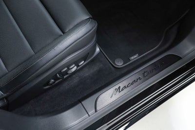 2025 Porsche Macan Electric Turbo