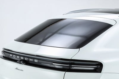 2025 Porsche Macan Electric Standard
