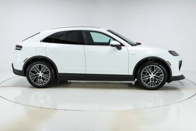 2025 Porsche Macan Electric Standard