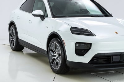 2025 Porsche Macan Electric Standard