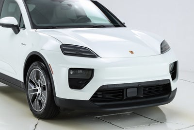 2025 Porsche Macan Electric Standard