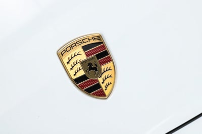 2025 Porsche Macan Electric Standard