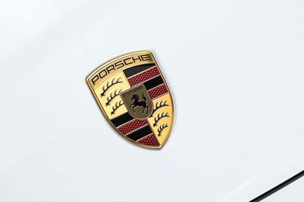 2025 Porsche Macan Electric Standard