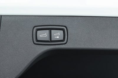 2025 Porsche Macan Electric Standard