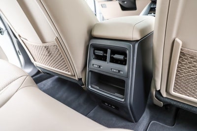 2025 Porsche Macan Electric Standard