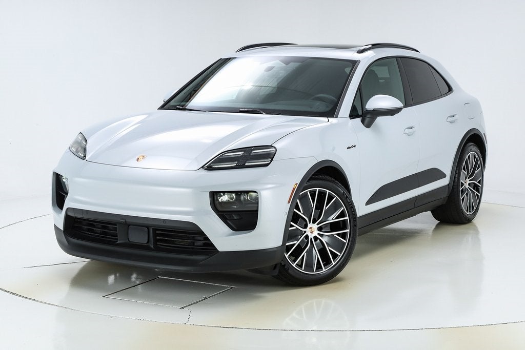 2025 Porsche Macan Electric Base