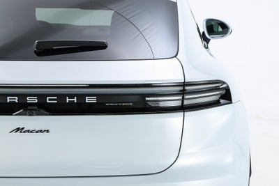 2025 Porsche Macan Electric Base