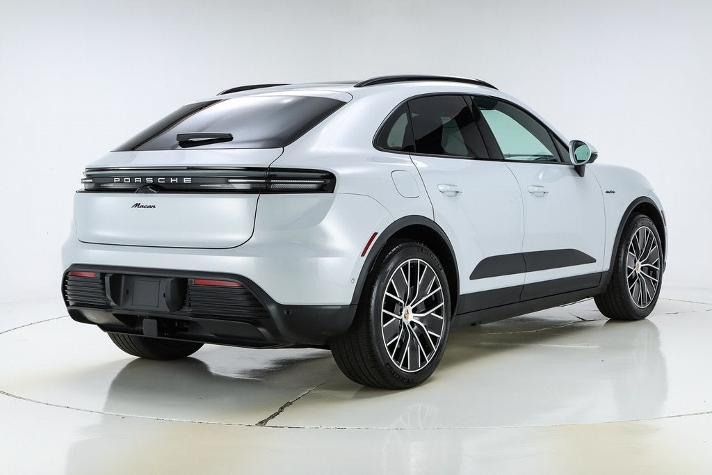 2025 Porsche Macan Electric Base