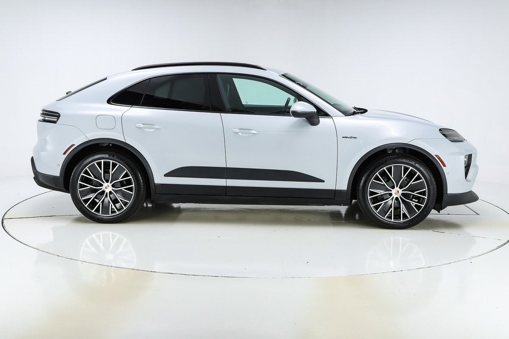 2025 Porsche Macan Electric Base