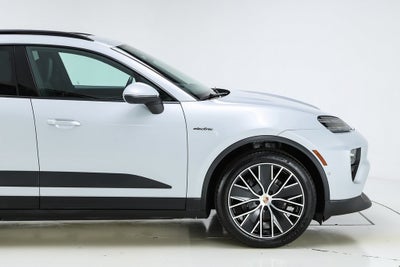 2025 Porsche Macan Electric Base