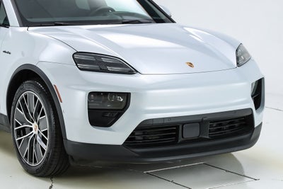 2025 Porsche Macan Electric Base