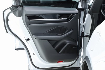 2025 Porsche Macan Electric Base