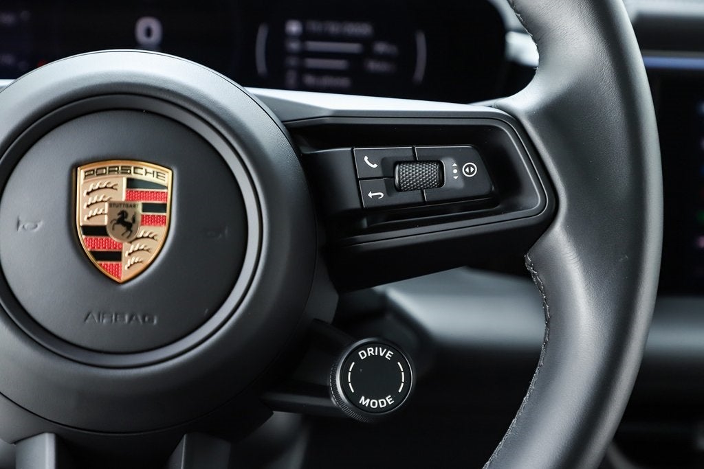 2025 Porsche Macan Electric Base