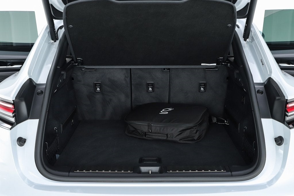 2025 Porsche Macan Electric Base