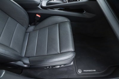 2025 Porsche Macan Electric Base