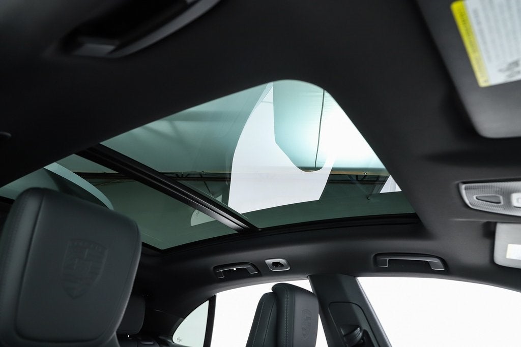 2025 Porsche Macan Electric Base