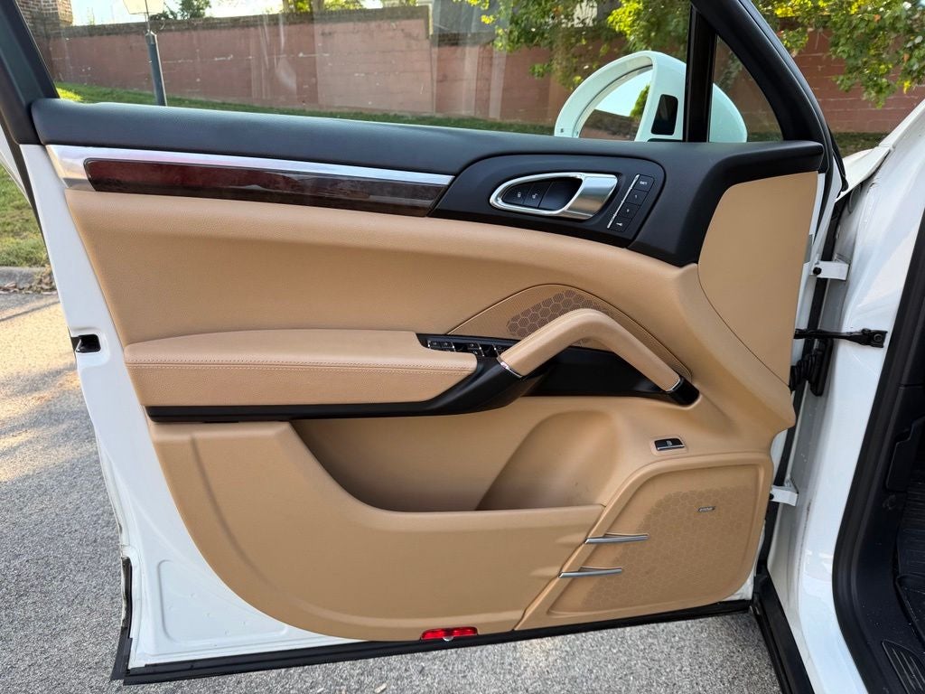2015 Porsche Cayenne E-Hybrid S