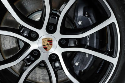 2026 Porsche Cayenne E-Hybrid Base