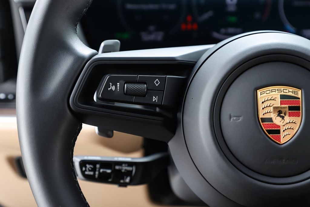 2026 Porsche Cayenne E-Hybrid Base