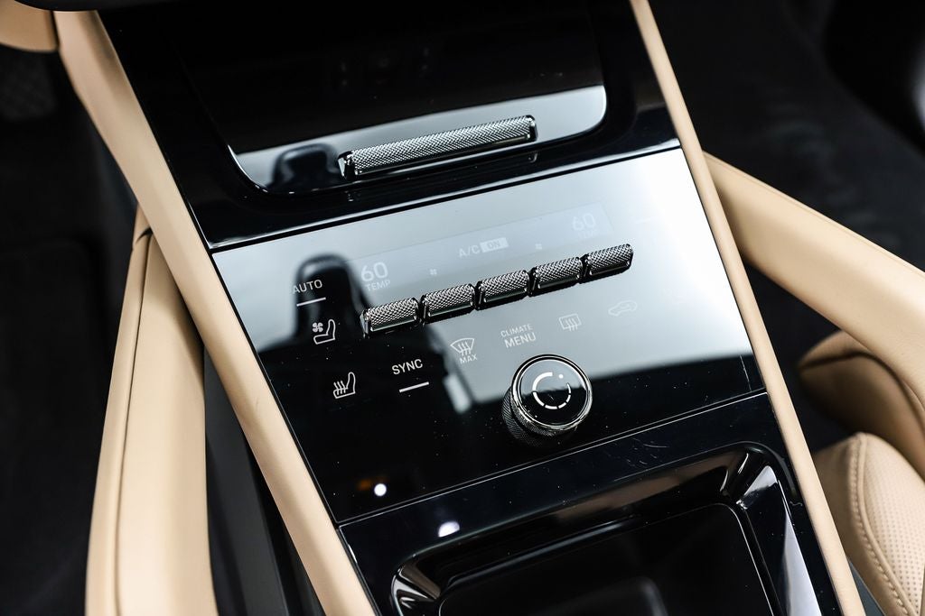 2026 Porsche Cayenne E-Hybrid Base