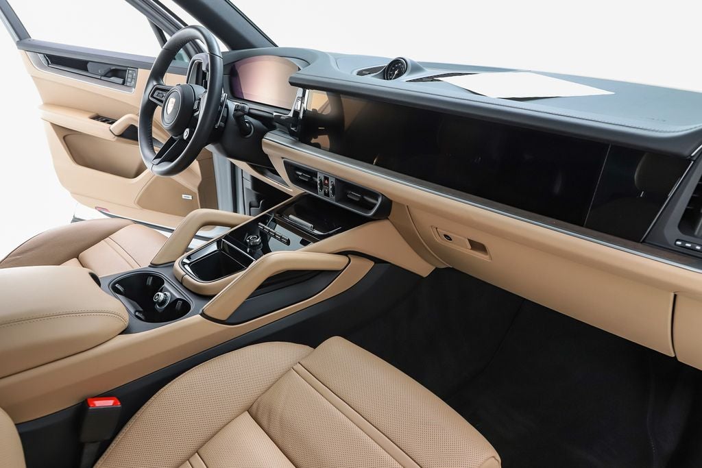 2026 Porsche Cayenne E-Hybrid Base