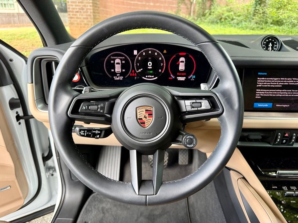 2026 Porsche Cayenne E-Hybrid Base
