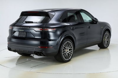 2023 Porsche Cayenne E-Hybrid Platinum Edition