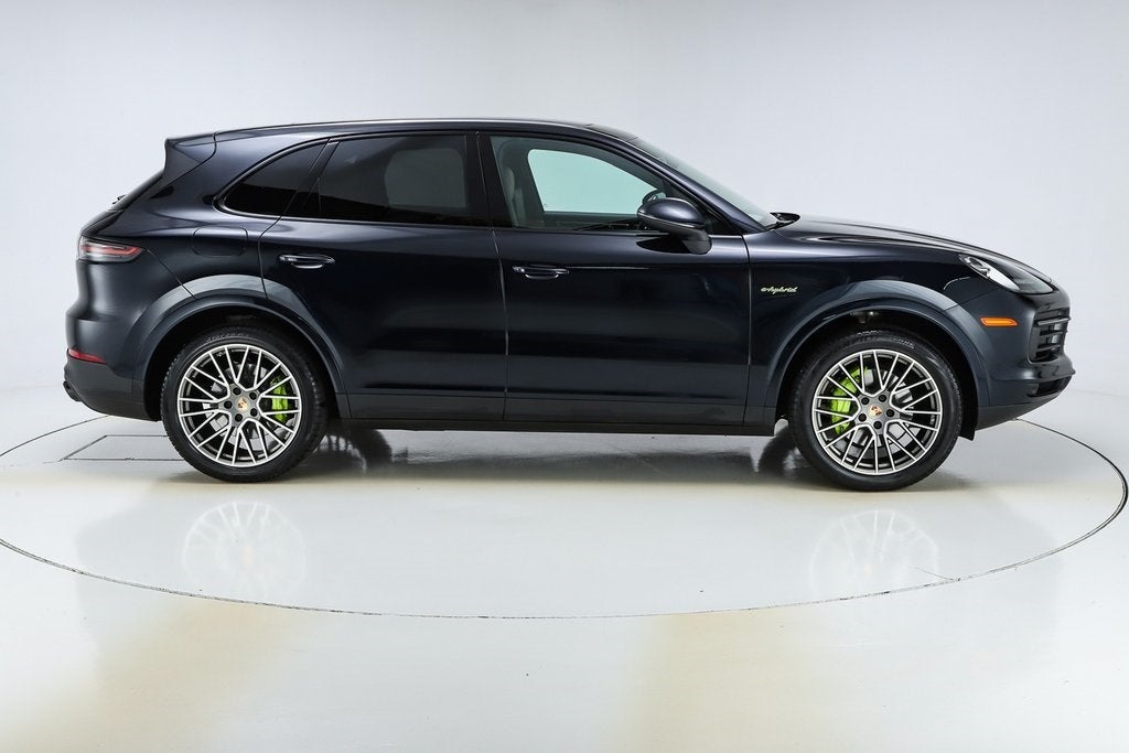 2023 Porsche Cayenne E-Hybrid Platinum Edition