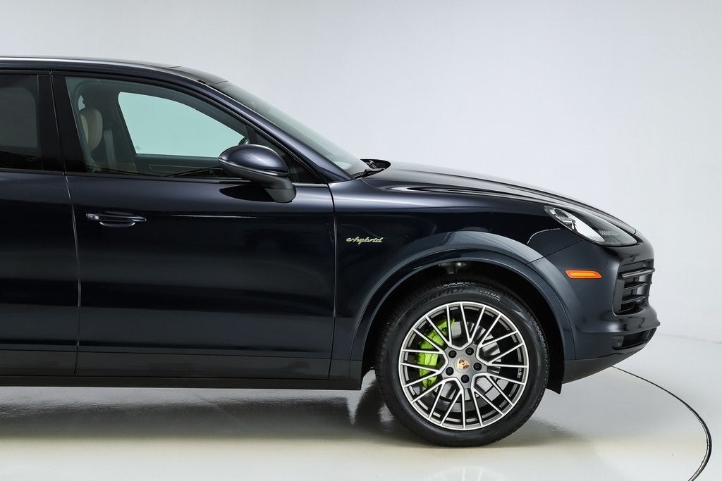 2023 Porsche Cayenne E-Hybrid Platinum Edition